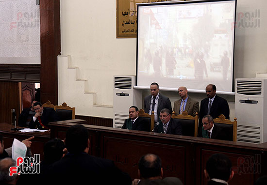 محاكمة بديع و738 متهما فى أحداث فض اعتصام رابعة (6)