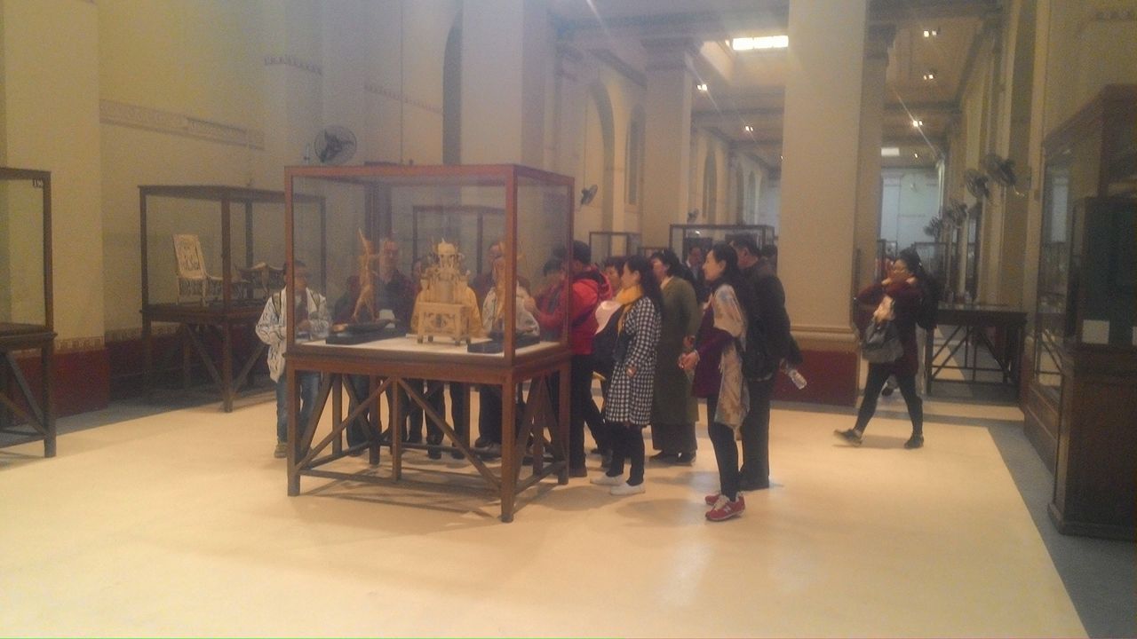 الصينيون يحرصون على زيارة المتحف