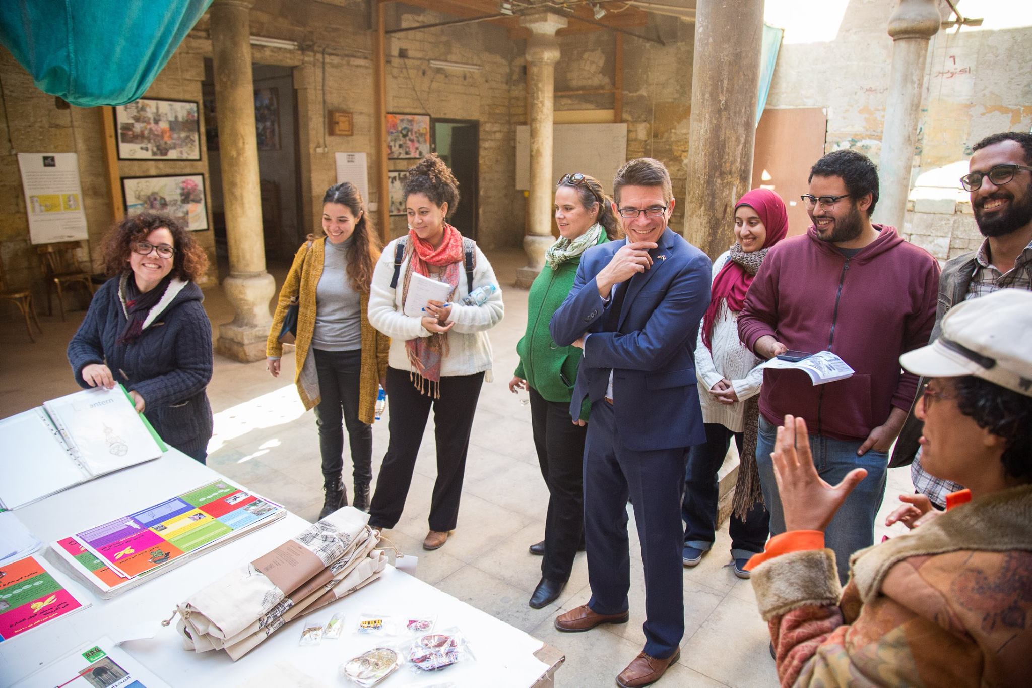 مدير الصندوق الأمريكي للحفاظ على التراث الثقافي يزور ضريح الإمام الشافعى (6)