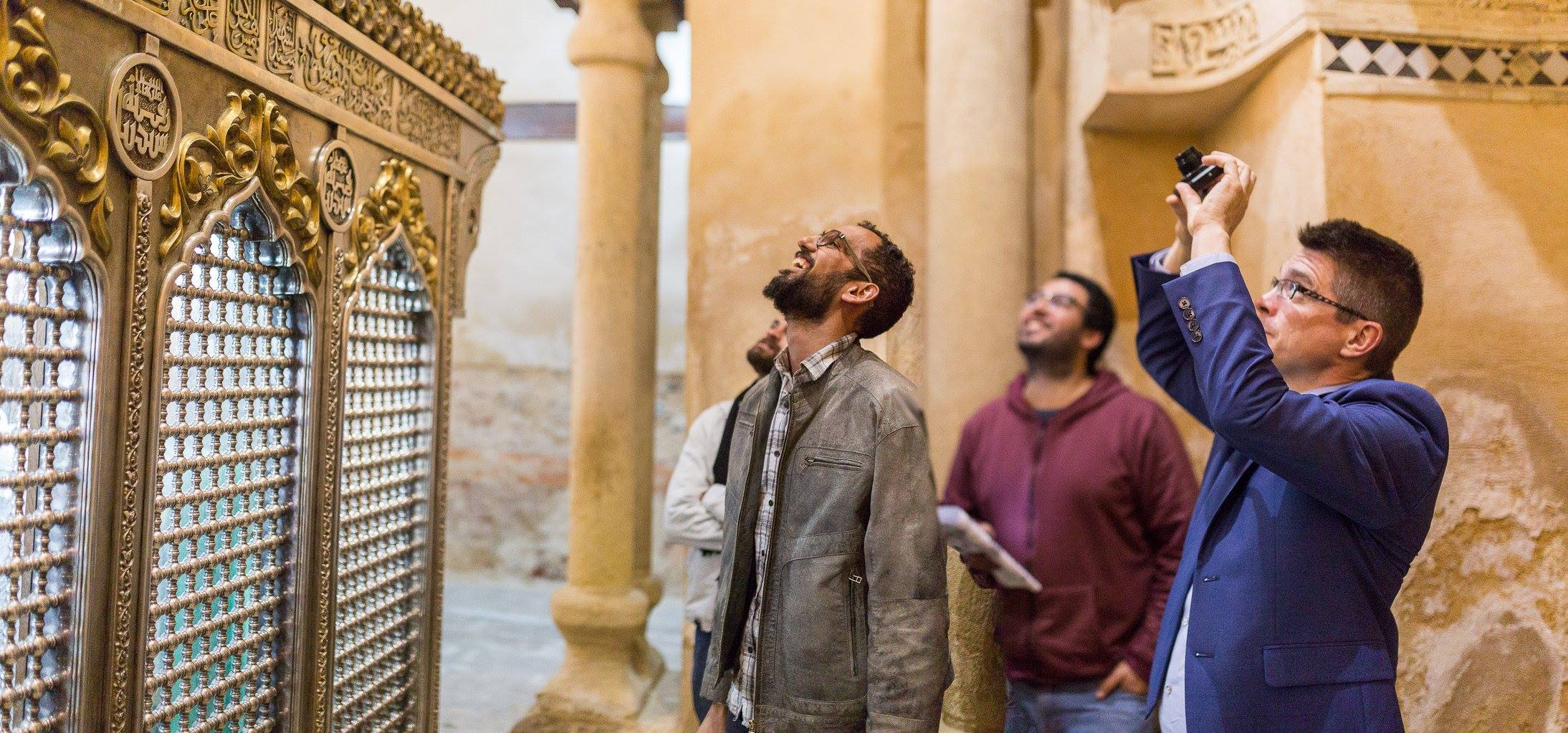 مدير الصندوق الأمريكي للحفاظ على التراث الثقافي يزور ضريح الإمام الشافعى (2)