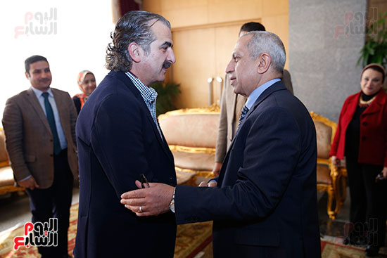 رئيس الأكاديمية العربية خلال ترحيبه بعصام شلتوت