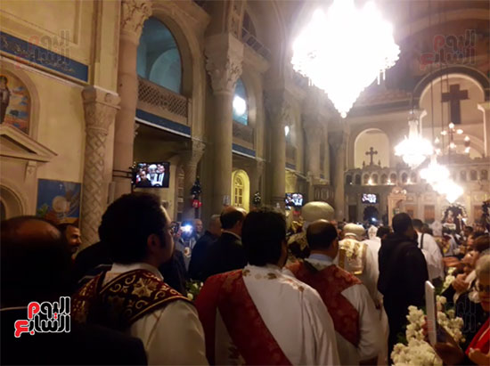 البابا تواضروس يترأس صلاة عيد الغطاس بالإسكندرية (8)