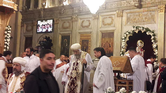 البابا تواضروس يترأس صلاة عيد الغطاس بالإسكندرية (5)