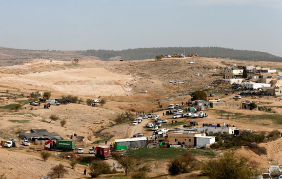	قوات الاحتلال تقتحم قرية أم الحيران الفلسطينية