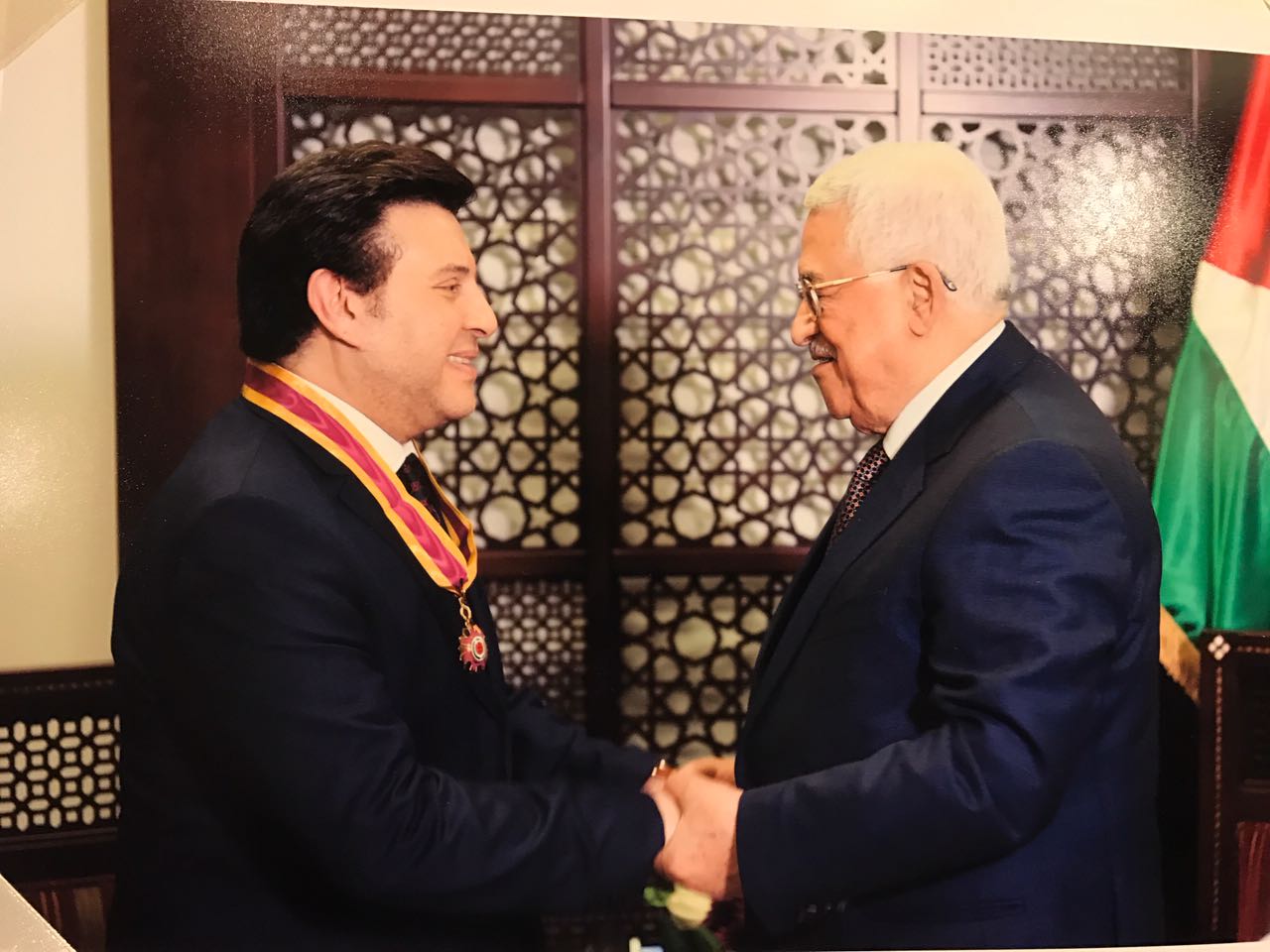 هانى شاكر والرئيس الفلسطينى محمود عباس