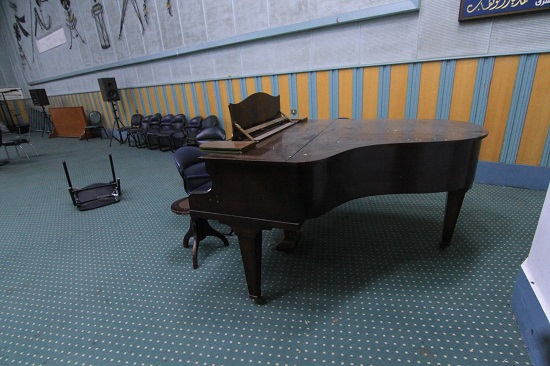 بيانو