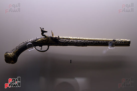 قطعة سلاح تعود للعصور الاسلامية القديمة
