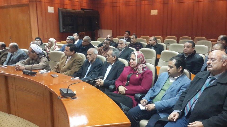 محافظ بورسعيد يلتقي وفد اللجنة الزراعية بالبرلمان5