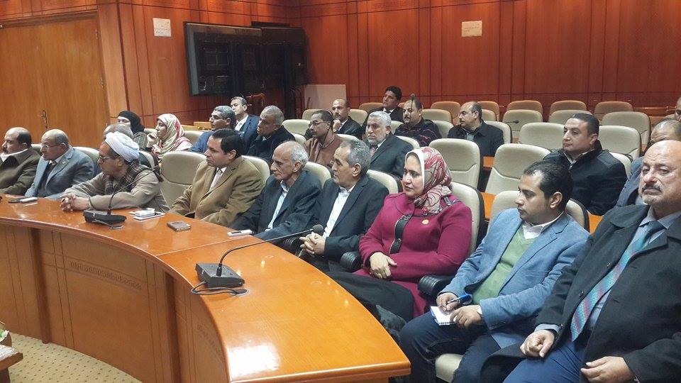 محافظ بورسعيد يلتقي وفد اللجنة الزراعية بالبرلمان4