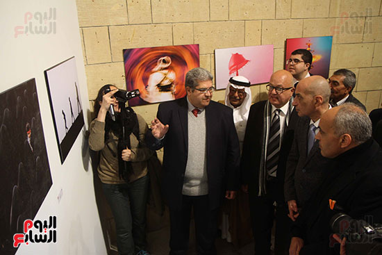 خالد سرور يفتتح ملتقى القاهرة عاصمة الصورة الفوتوغرافية بمشاركة 12 دولة عربية            (27)