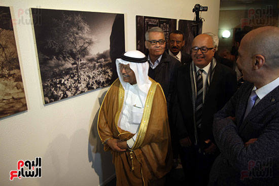 خالد سرور يفتتح ملتقى القاهرة عاصمة الصورة الفوتوغرافية بمشاركة 12 دولة عربية            (20)