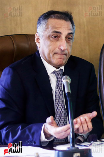 طارق عامر محافظ البنك المركزي 