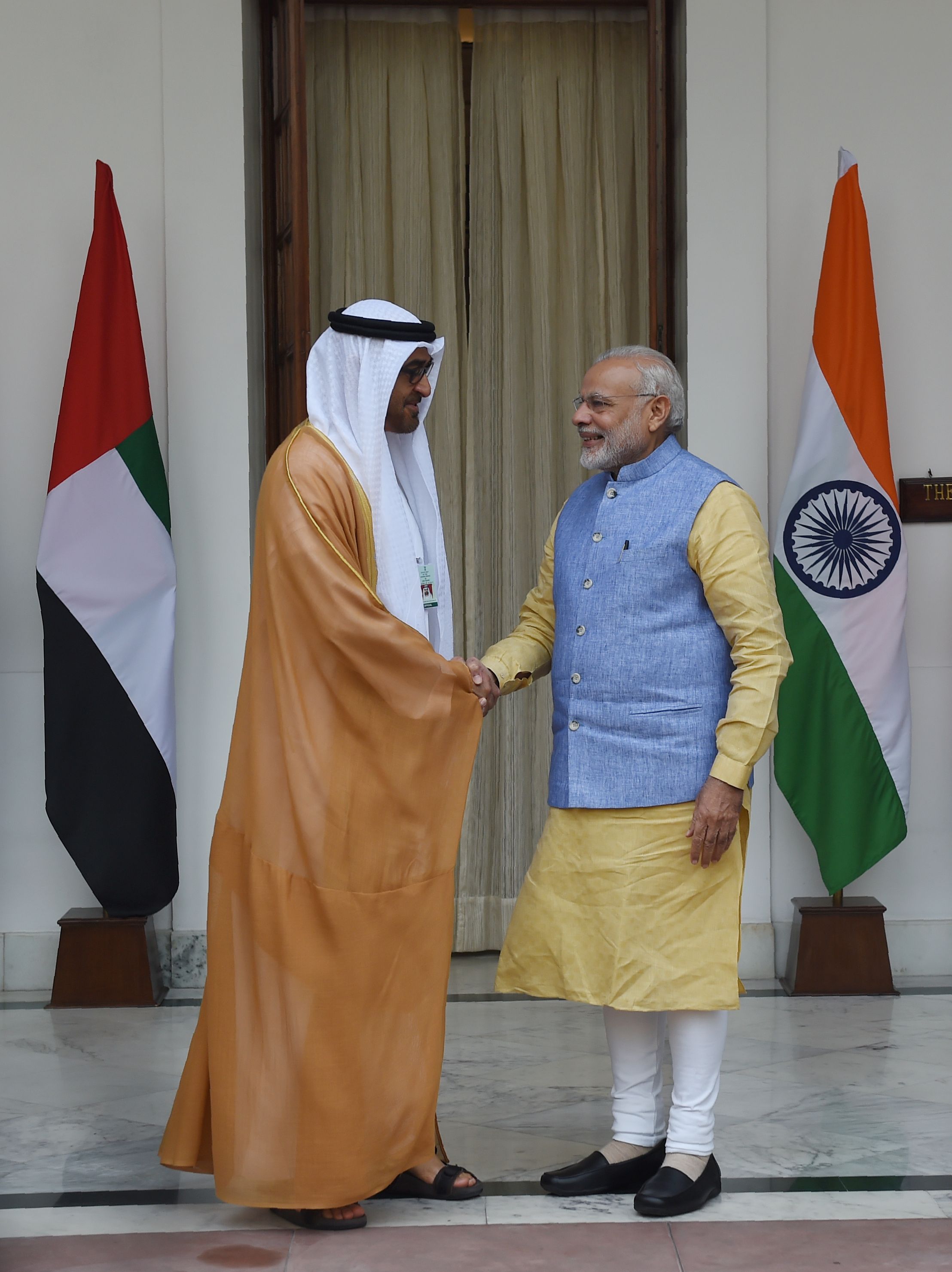 ولي عهد أبوظبي ورئيس الوزراء الهندى ولي عهد أبوظبي ورئيس الوزراء الهندى