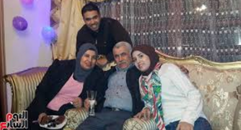 الشهيد أحمد جمال الفقى ووالده ووالدته وشقيقته