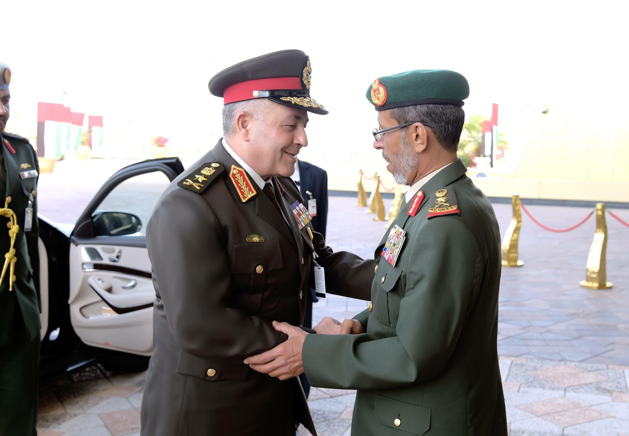 وصول الفريق محمود حجازى رئيس أركان حرب القوات المسلحة الإمارات