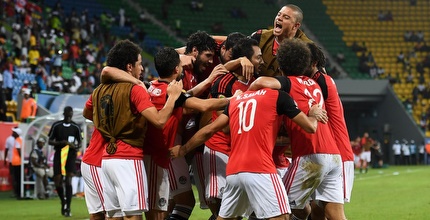 فرحة المنتخب المصري بهدف المباراة