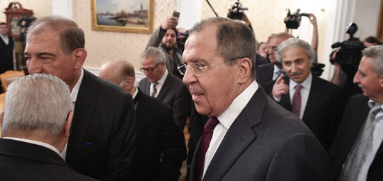 سيرجى لافروف وزير الخارجية الروسى قبل لقائه بممثلى المعارضة السورية المسلحة