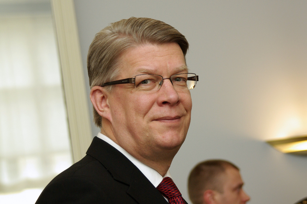 رئيس لاتفيا الأسبق زاتلرز
