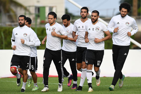•	فقرة الجرى بمران المنتخب