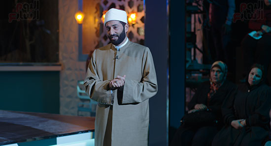 عمرو سعد فى مشهد من فيلم مولانا