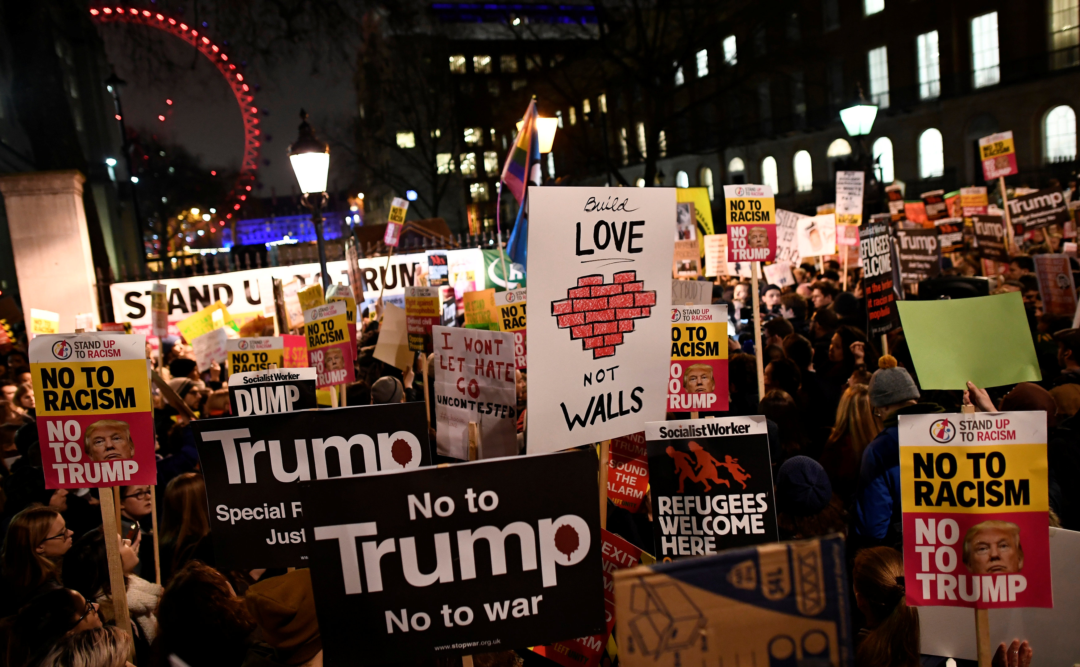 تظاهرة حاشدة فى لندن ضد ترامب --رويترز