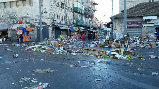 القمامة فى شوارع القدس