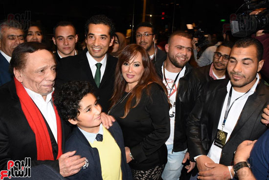•	عادل امام و عمرو سعد وسط الجمهور