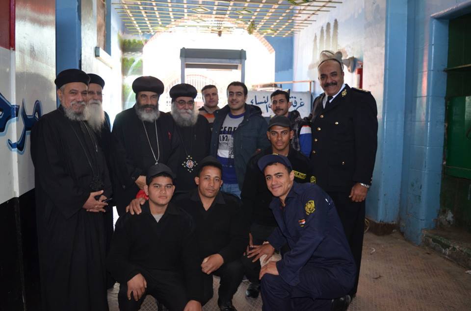 الكنيسة تزور مساجين بورسعيد2
