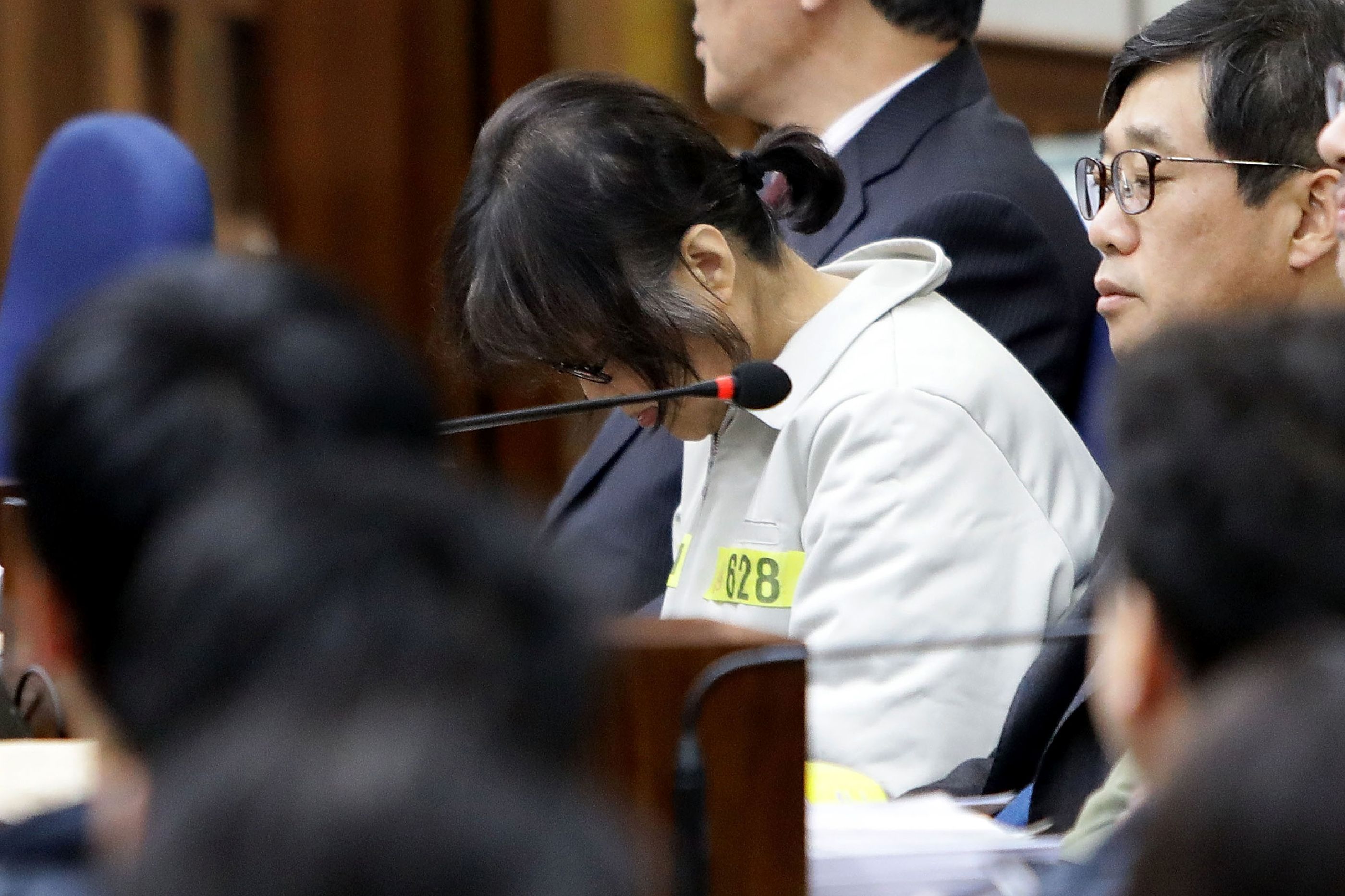 	المتهمة بقضايا فساد فى كوريا الجنوبية خلال جلسة محاكمتها