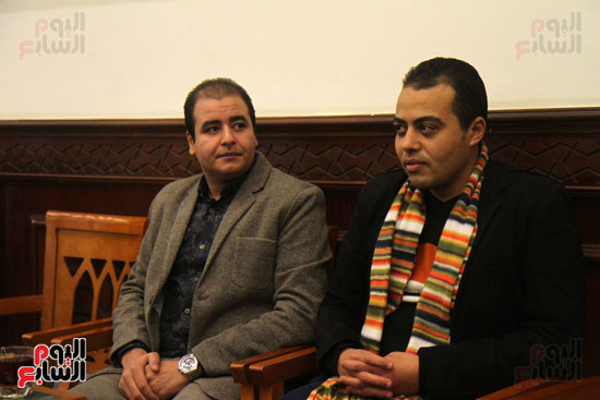 الزميل محمد السيد الصحفى بجريدة اليوم السابع و عبد الحميد العمدة عضو شعبة المحررين البرلمانيين