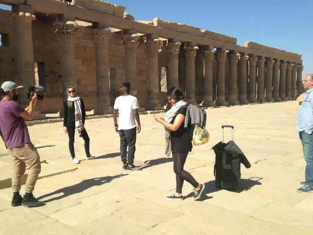 الوفد الكندى أثناء تصوير المعالم الأثرية بمصر