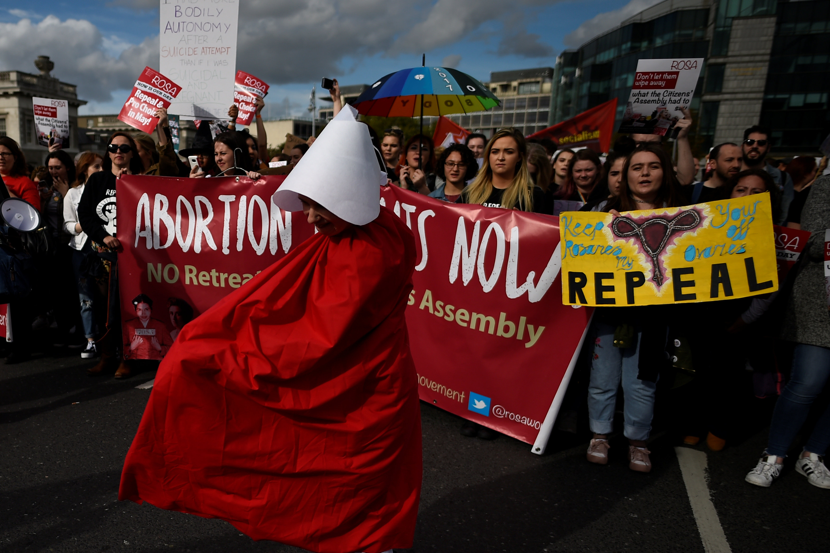 تظاهرت فى أيرلندا للمطالبة بتخفيف القيود على الإجهاض