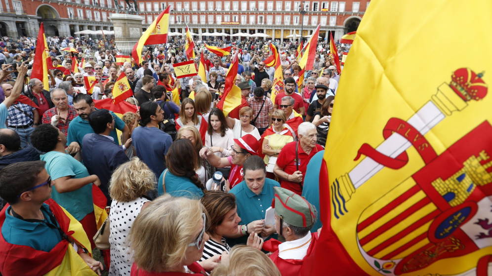 مظاهرات فى مدريد ضد استفتاء كتالونيا