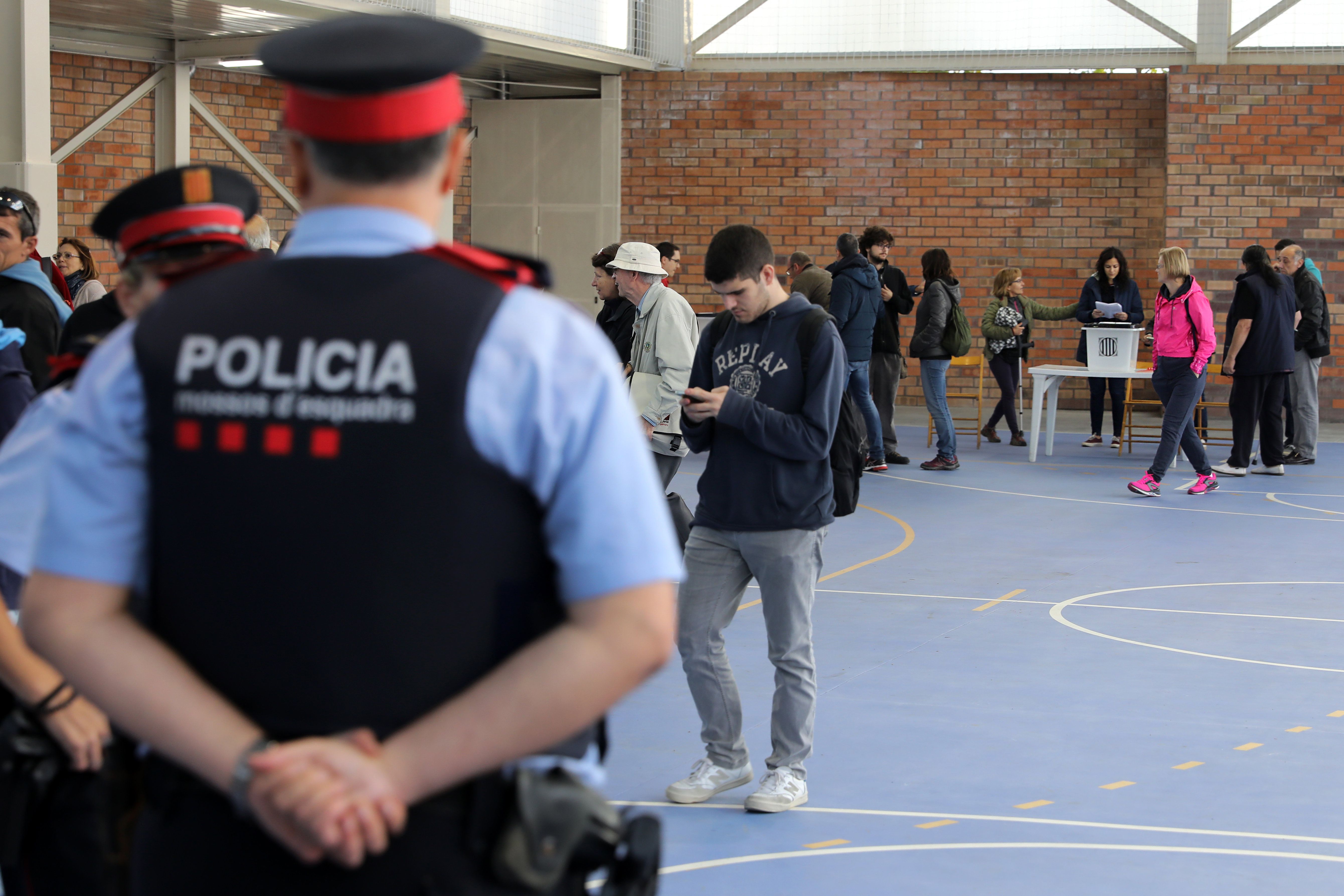 شرطة إسبانيا