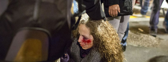  اشتباكات بين قوات الشرطة المركزية والحرس المدنى الإسبانى والمشاركين فى استفتاء كتالونيا (3)