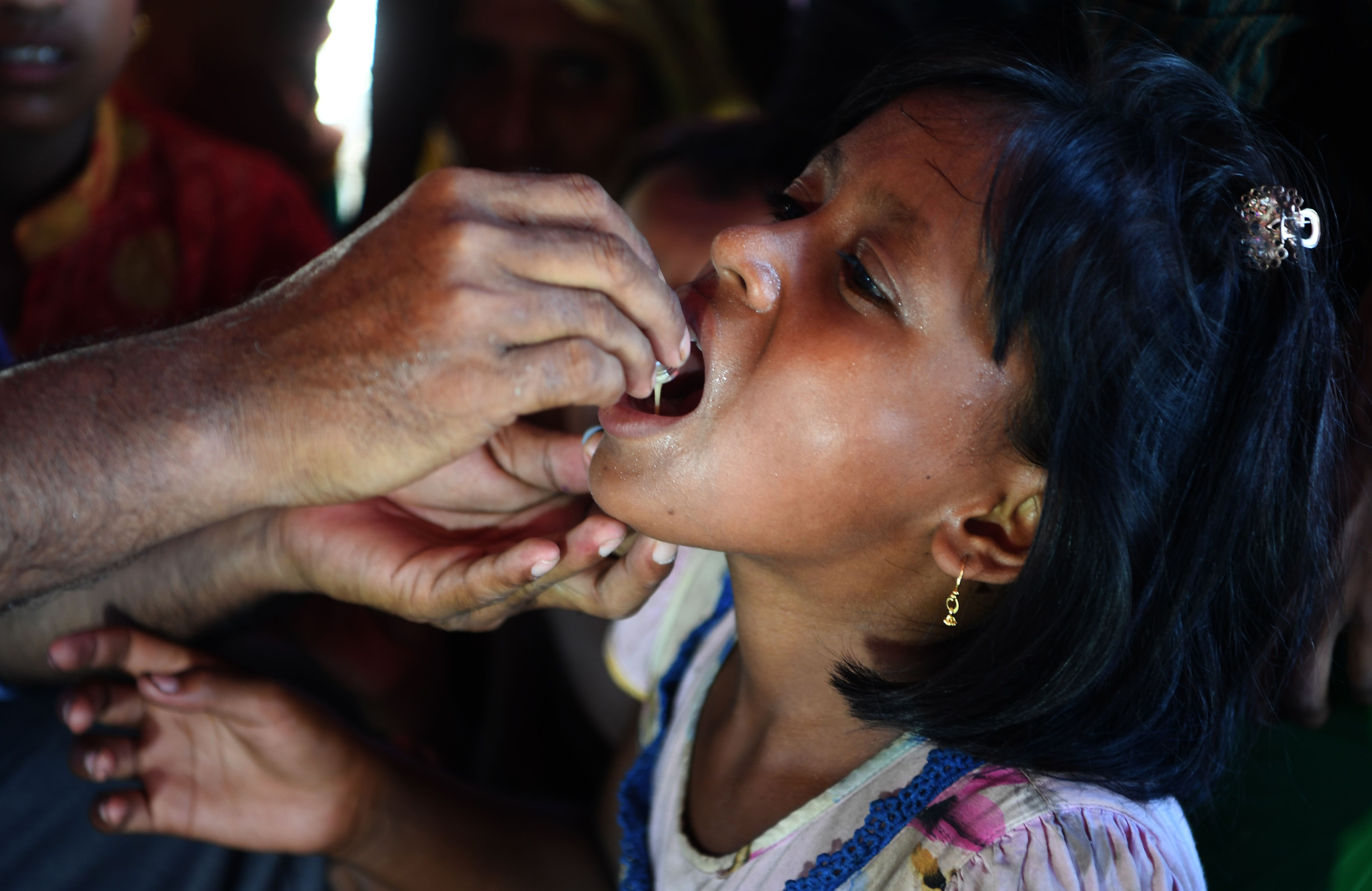 تطعيم الأطفال الروهينجا
