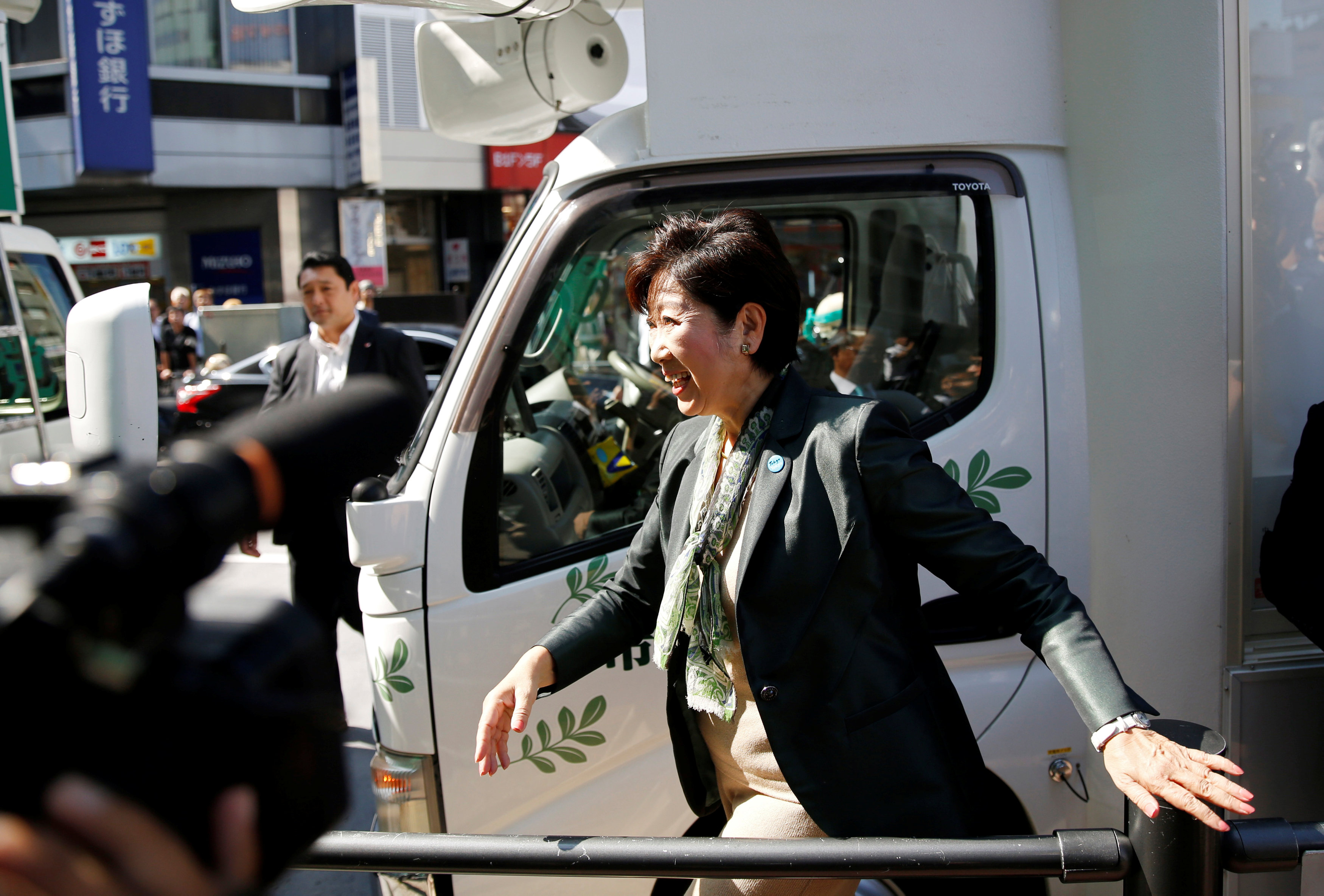 جولة انتخابية لحاكمة طوكيو
