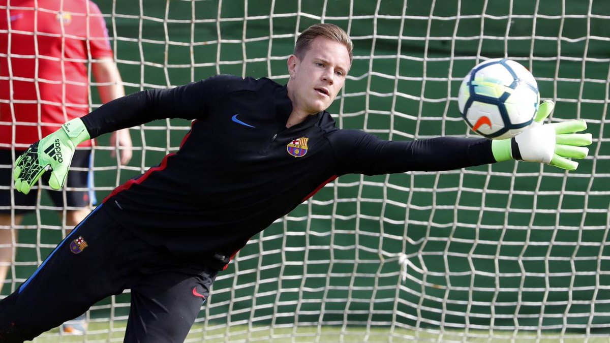 حارس برشلونة