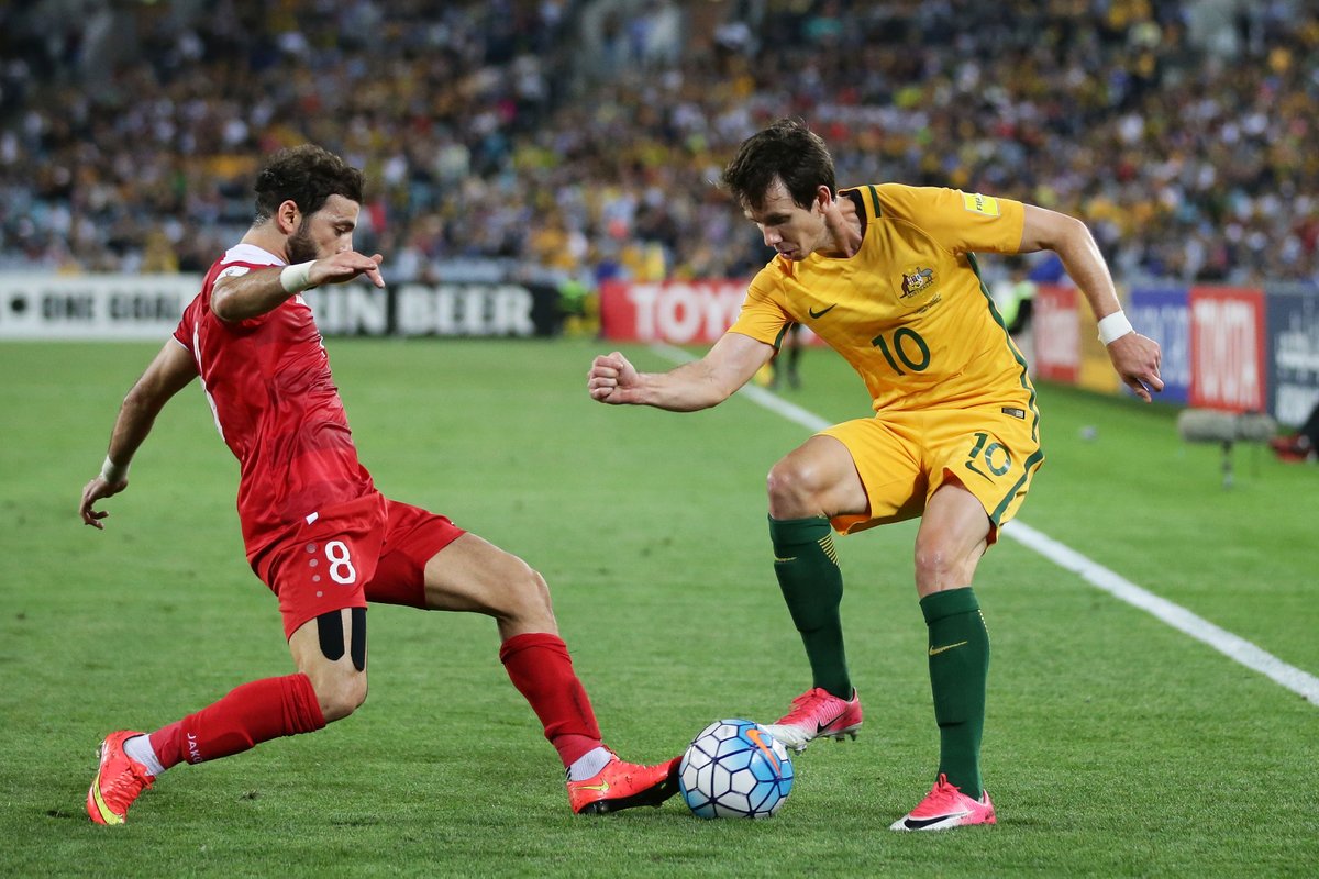 طرد لاعب سوريا أمام أستراليا