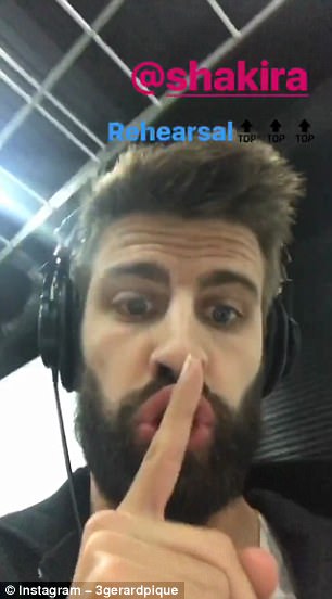 بيكيه يوجه رسالة للجمهور