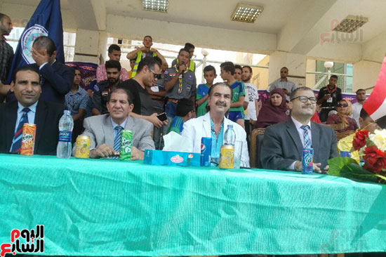 عصام شلتوت اثناء حضوره احتفالية جامعة بنى سويف
