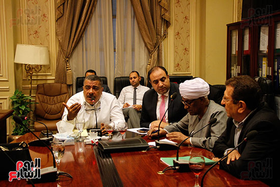 لجنه الاسكان (7)