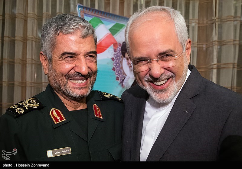 جواد ظريف وقاد الحرس الثورى الإيرانى