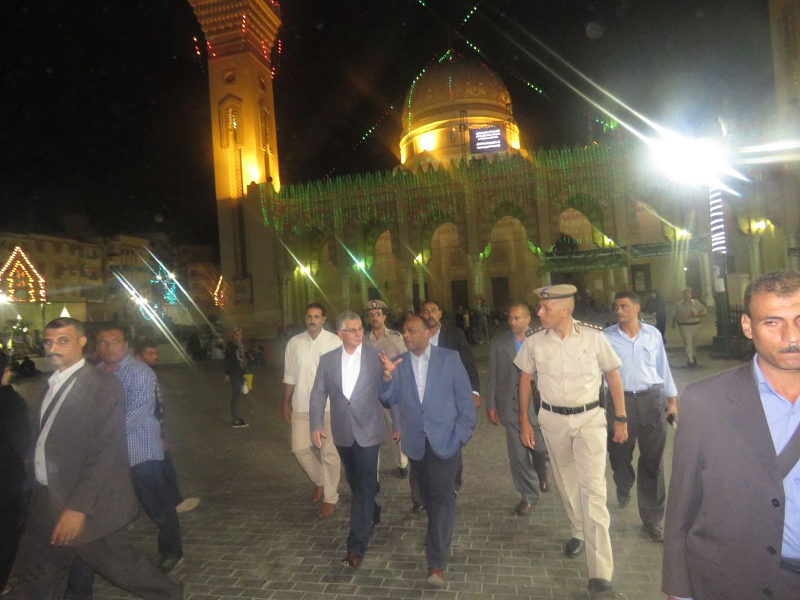 مدير امن الغربية يتفقد محيط المسجد