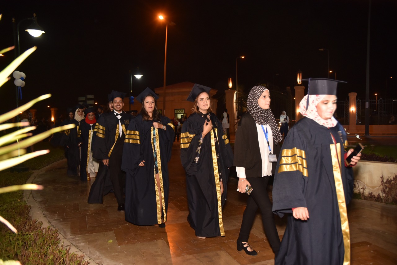 حفل تخرج طلاب جامعة أكتوبر للعلوم (7)