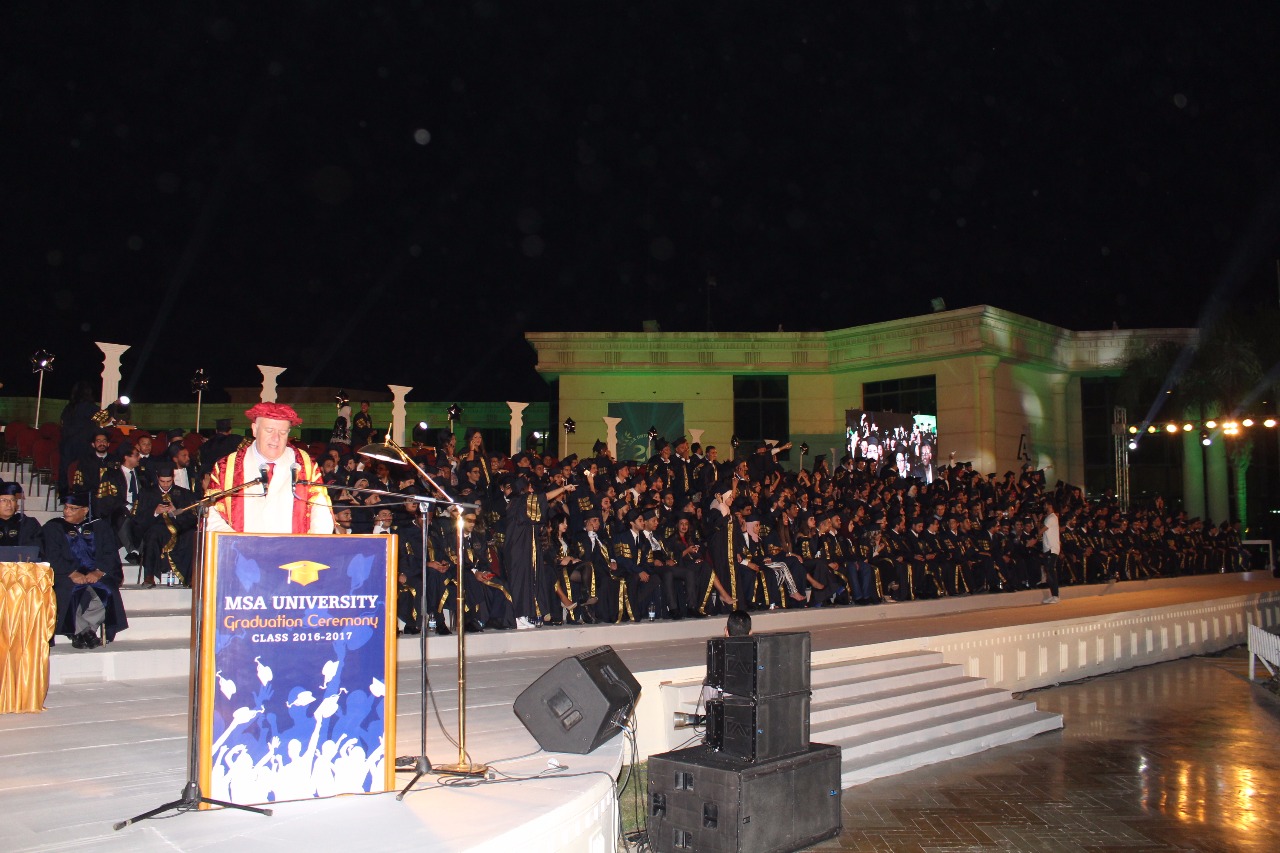 حفل تخرج طلاب جامعة أكتوبر للعلوم (1)