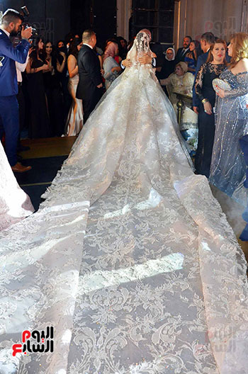 فستان العروس من تصميم العالمي هاني البحيري