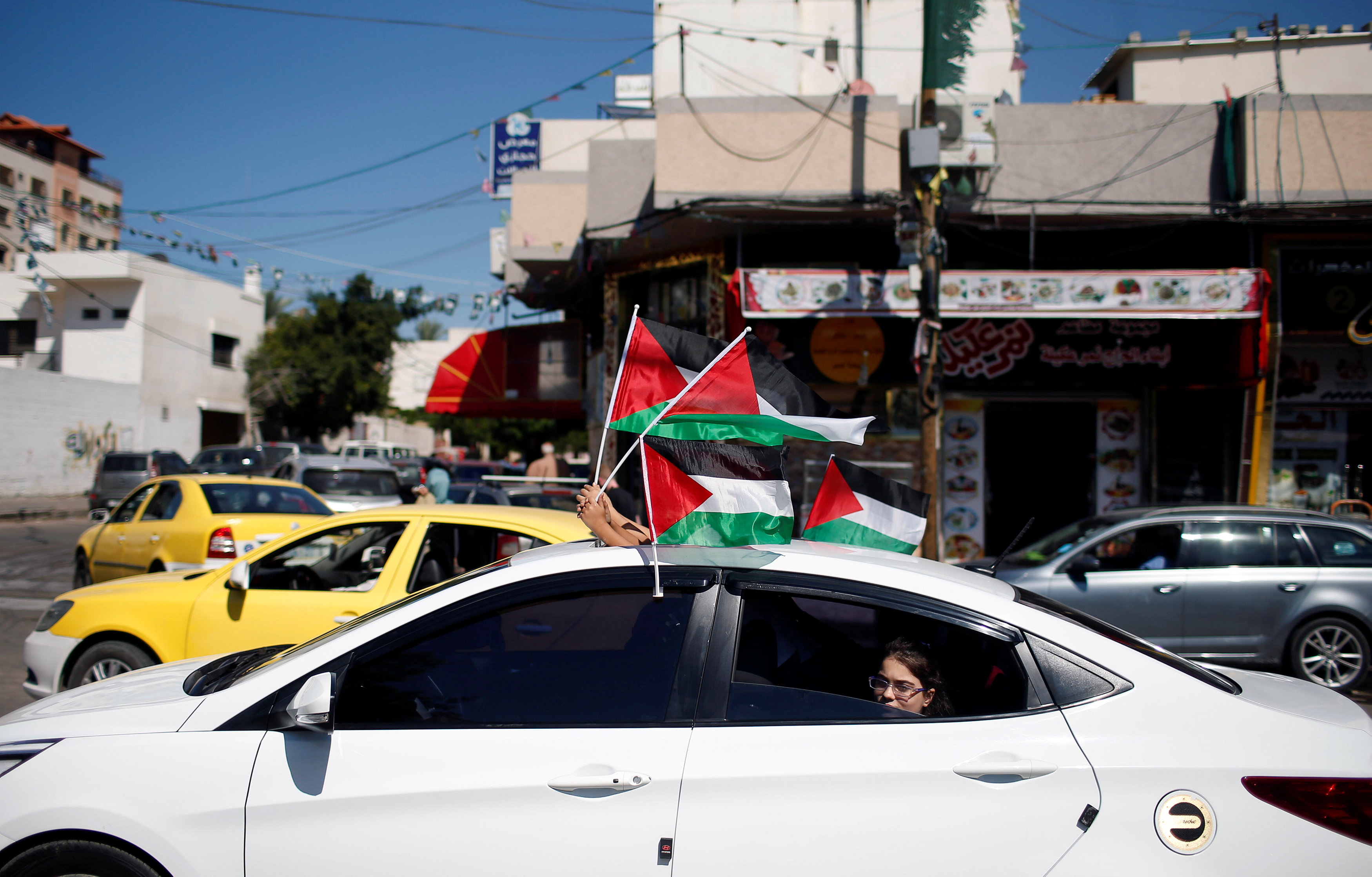 احتفالات الفلسطينيين بإتمام المصالحة بين حماس وفتح