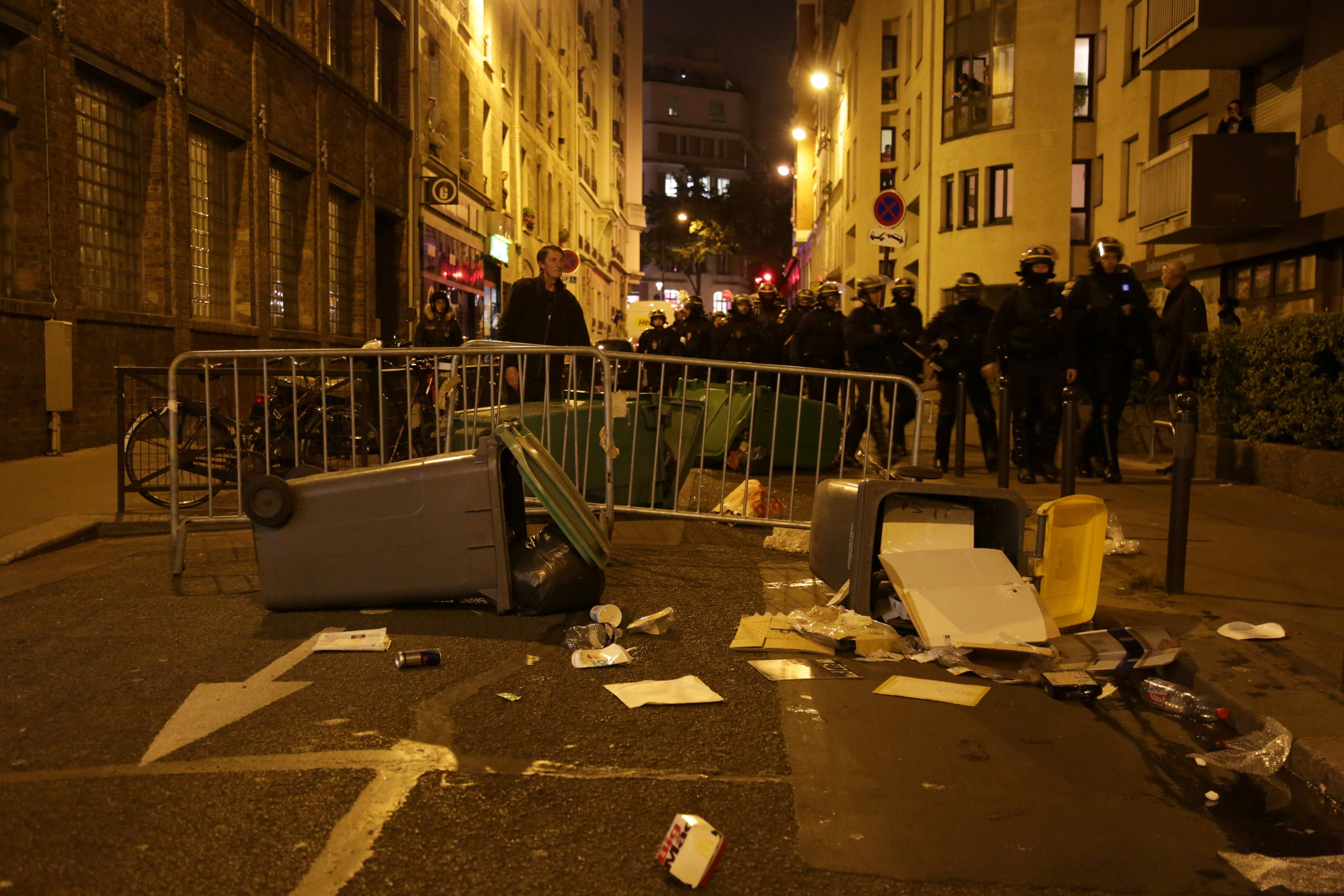 متظاهرون يرتكبون أعمال شغب بباريس