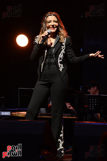 حفل جماهيرى بالجامعة الألمانية (52)